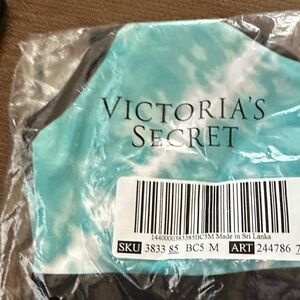 Victoria's Secret Pink Ultimate sports bra size medium set of 2